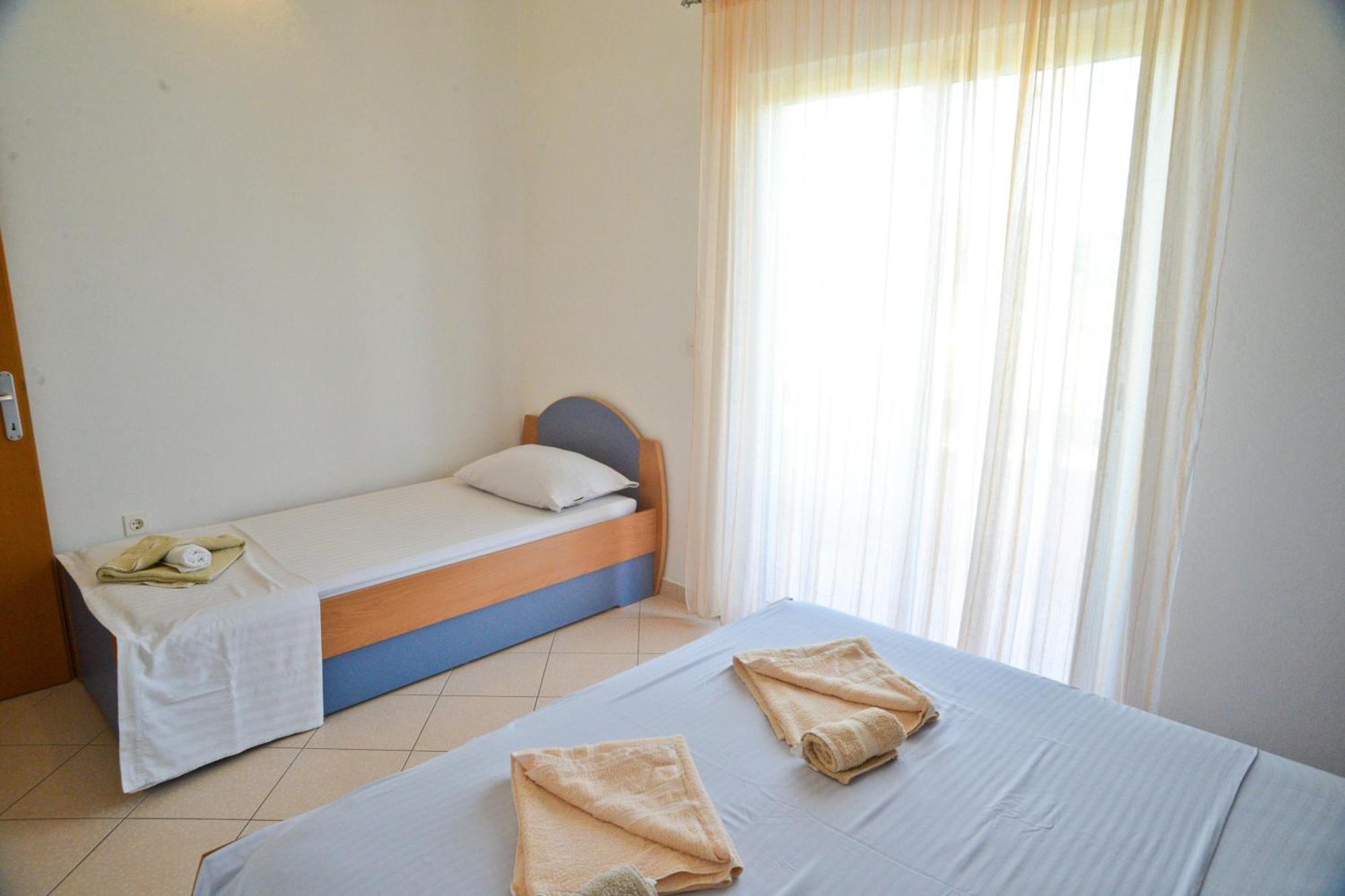 Apartments Lonic 쿠클리차 객실 사진