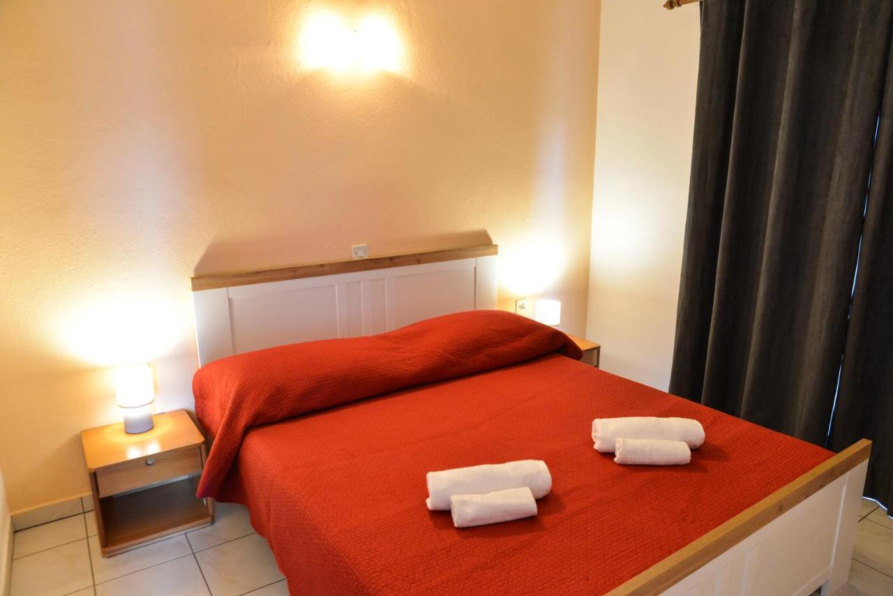 Apartments Lonic 쿠클리차 외부 사진