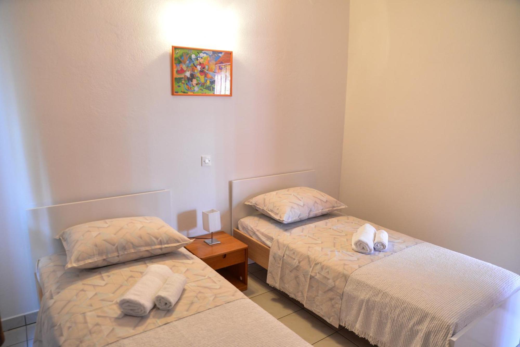 Apartments Lonic 쿠클리차 외부 사진